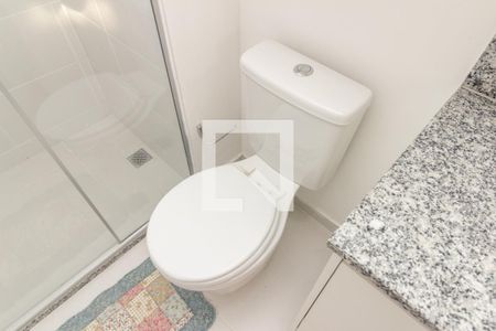 Banheiro de kitnet/studio para alugar com 1 quarto, 24m² em Vila Buarque, São Paulo