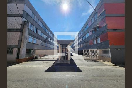 Apartamento à venda com 70m², 2 quartos e 2 vagas Apartamento à venda com 70m², 2 quartos e 2 vagasEntrada