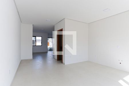 Casa à venda com 120m², 3 quartos e 2 vagas Casa à venda com 120m², 3 quartos e 2 vagasCozinha/Sala