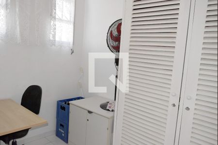 Apartamento à venda com 222m², 4 quartos e 2 vagasQuarto de Serviço