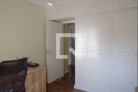 Apartamento à venda com 222m², 4 quartos e 2 vagasQuarto 2