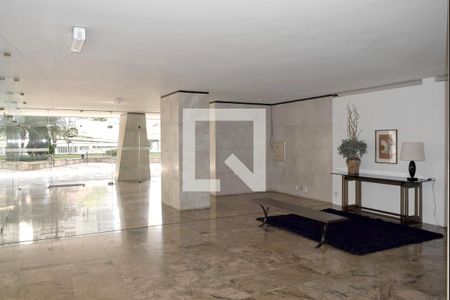 Apartamento à venda com 222m², 4 quartos e 2 vagasHall de entrada