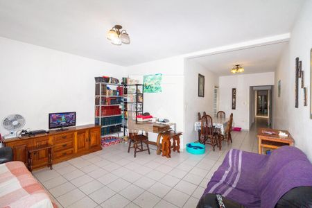 Casa à venda com 200m², 3 quartos e 3 vagas