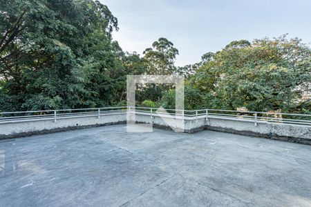 Casa à venda com 650m², 5 quartos e 6 vagasTerraço