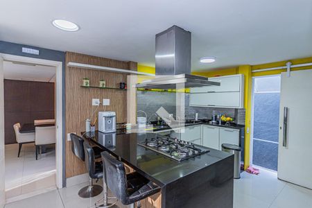 Casa à venda com 650m², 5 quartos e 6 vagasCozinha