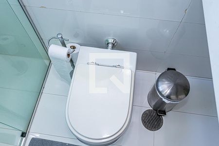 Casa à venda com 650m², 5 quartos e 6 vagasBanheiro suite 1