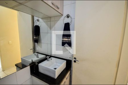 Apartamento à venda com 47m², 2 quartos e sem vagaBanheiro