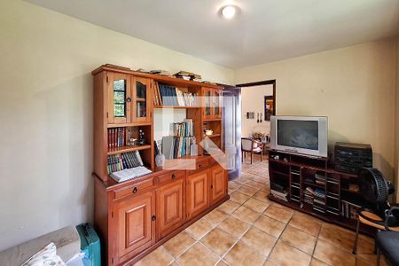 Casa de condomínio à venda com 250m², 4 quartos e 4 vagas Casa de condomínio à venda com 250m², 4 quartos e 4 vagasQuarto 1