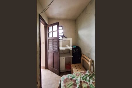 Casa de condomínio à venda com 250m², 4 quartos e 4 vagas Casa de condomínio à venda com 250m², 4 quartos e 4 vagasQuarto de Serviço