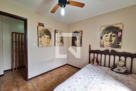 Casa de condomínio à venda com 250m², 4 quartos e 4 vagas Casa de condomínio à venda com 250m², 4 quartos e 4 vagasQuarto 3