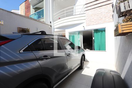 Casa à venda com 215m², 3 quartos e 2 vagasGaragem