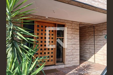 Casa à venda com 240m², 4 quartos e 2 vagasFoto 10