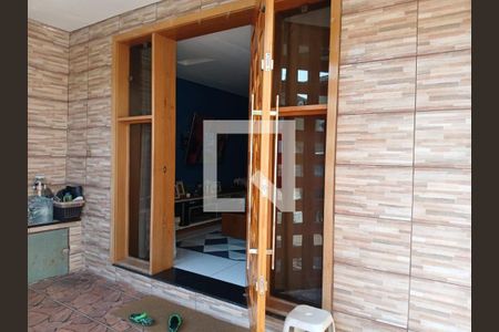 Casa à venda com 240m², 4 quartos e 2 vagasFoto 12