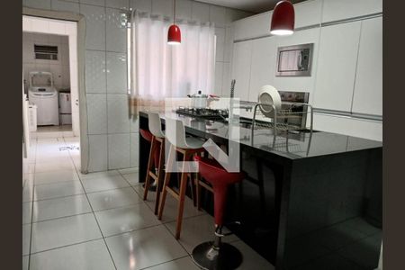 Casa à venda com 240m², 4 quartos e 2 vagasFoto 27