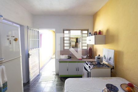 Casa à venda com 240m², 5 quartos e 1 vagaCozinha Casa 2