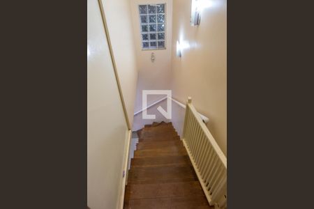 Escada de casa à venda com 3 quartos, 170m² em Lapa, São Paulo