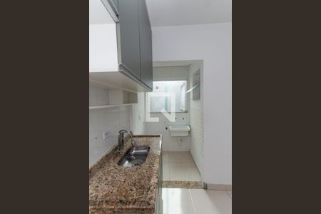 Apartamento à venda com 30m², 1 quarto e sem vaga Apartamento à venda com 30m², 1 quarto e sem vagaCozinha e Área de Serviço