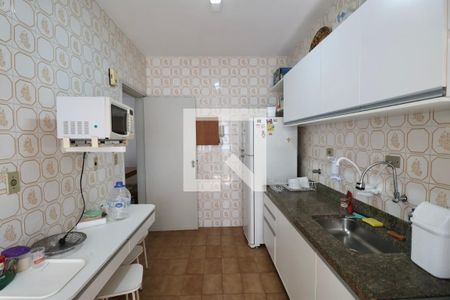 Apartamento para alugar com 85m², 2 quartos e 2 vagas Apartamento para alugar com 85m², 2 quartos e 2 vagasCozinha