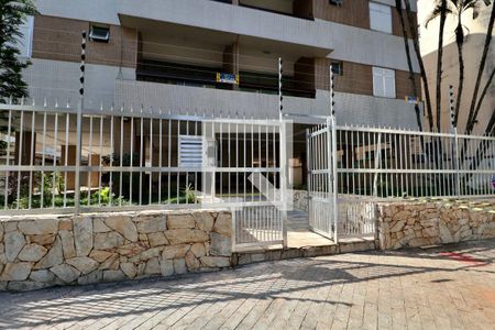 Apartamento para alugar com 85m², 2 quartos e 2 vagas Apartamento para alugar com 85m², 2 quartos e 2 vagasFachada