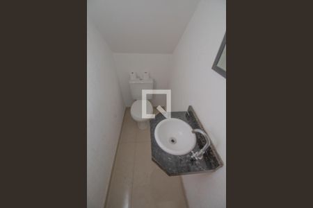 Casa à venda com 111m², 3 quartos e 2 vagasLavabo