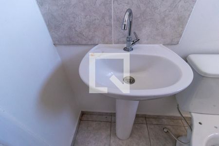 Apartamento para alugar com 50m², 2 quartos e 1 vaga Apartamento para alugar com 50m², 2 quartos e 1 vagaDetalhe do banheiro