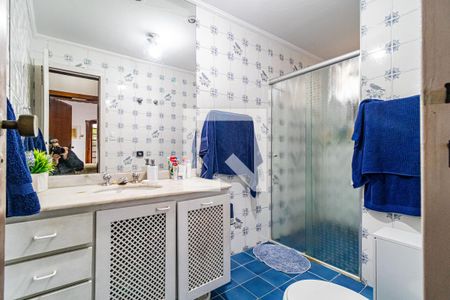 Casa à venda com 189m², 4 quartos e 2 vagas Casa à venda com 189m², 4 quartos e 2 vagasBanheiro social