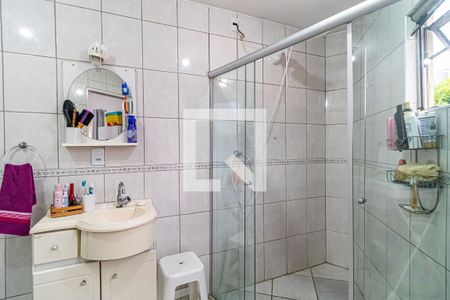 Casa à venda com 189m², 4 quartos e 2 vagas Casa à venda com 189m², 4 quartos e 2 vagasSuite 01 - Banheiro