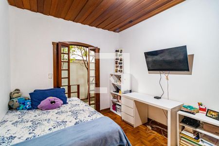 Casa à venda com 189m², 4 quartos e 2 vagas Casa à venda com 189m², 4 quartos e 2 vagasQuarto 02