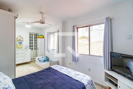 Casa à venda com 189m², 4 quartos e 2 vagas Casa à venda com 189m², 4 quartos e 2 vagasSuite 01