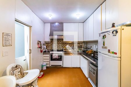 Casa à venda com 189m², 4 quartos e 2 vagas Casa à venda com 189m², 4 quartos e 2 vagasCozinha