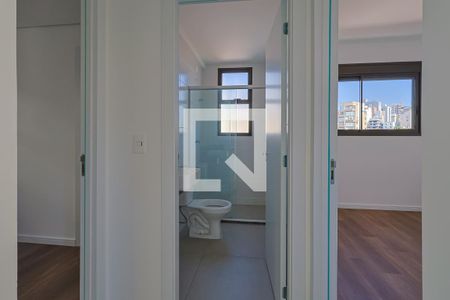 Hall Quartos de apartamento para alugar com 2 quartos, 71m² em Cruzeiro, Belo Horizonte