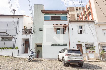 Casa à venda com 190m², 3 quartos e 2 vagas