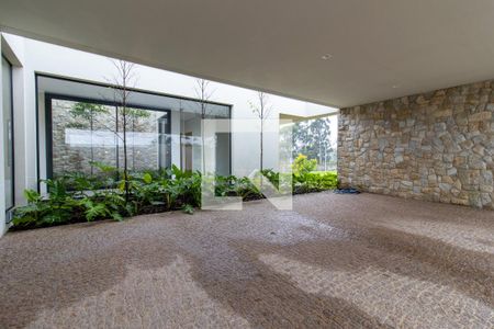 Casa de condomínio à venda com 500m², 5 quartos e 3 vagas Casa de condomínio à venda com 500m², 5 quartos e 3 vagasÁrea comum