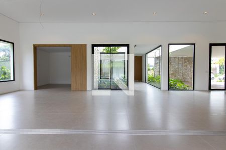 Casa de condomínio à venda com 500m², 5 quartos e 3 vagas Casa de condomínio à venda com 500m², 5 quartos e 3 vagasSala