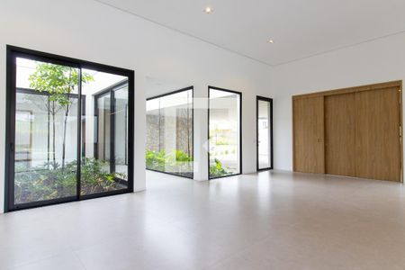 Casa de condomínio à venda com 500m², 5 quartos e 3 vagas Casa de condomínio à venda com 500m², 5 quartos e 3 vagasSala