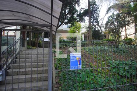 Apartamento à venda com 225m², 3 quartos e 2 vagasFachada com Placa