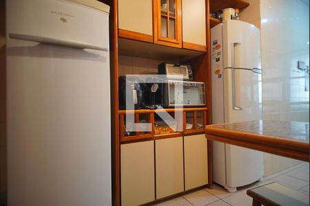Apartamento à venda com 225m², 3 quartos e 2 vagasCozinha