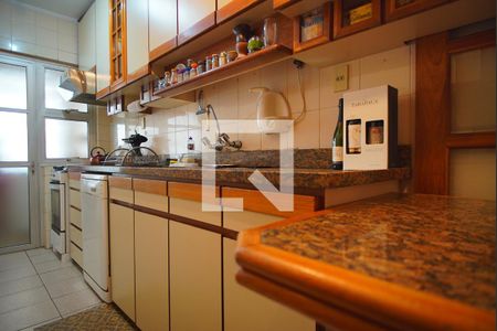 Apartamento à venda com 225m², 3 quartos e 2 vagasCozinha