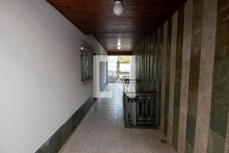 Casa de condomínio à venda com 340m², 3 quartos e 1 vagaLateral