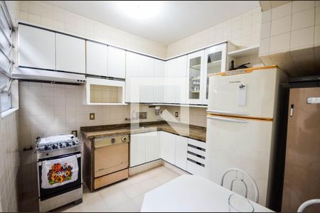 Casa para alugar com 117m², 3 quartos e sem vaga Casa para alugar com 117m², 3 quartos e sem vagaCozinha