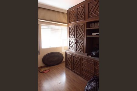 Apartamento à venda com 170m², 3 quartos e 1 vagaQUARTO 1