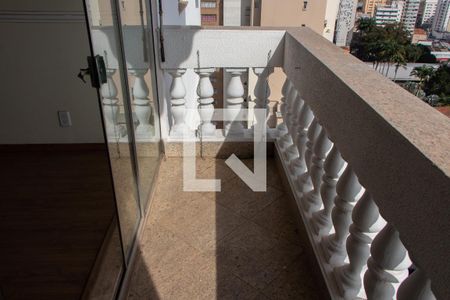 SACADA de apartamento à venda com 3 quartos, 170m² em Centro, Campinas