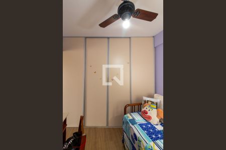 Apartamento à venda com 78m², 2 quartos e 1 vagaQuarto 2