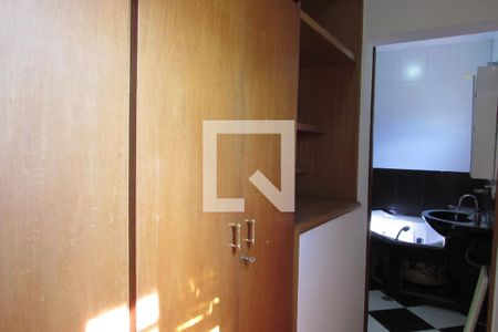 Casa para alugar com 130m², 3 quartos e 1 vagaCloset Suíte 2