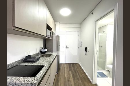 Cozinha  de kitnet/studio para alugar com 1 quarto, 21m² em Vila Clementino, São Paulo