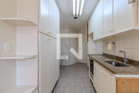 Apartamento à venda com 92m², 3 quartos e 2 vagasCozinha