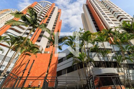 Apartamento à venda com 92m², 3 quartos e 2 vagasFachada