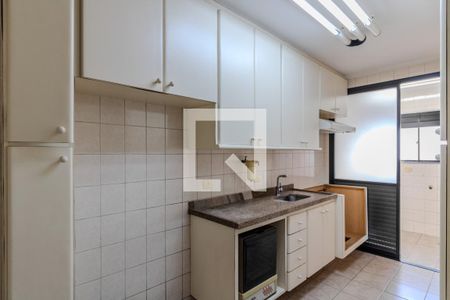 Apartamento à venda com 92m², 3 quartos e 2 vagasCozinha