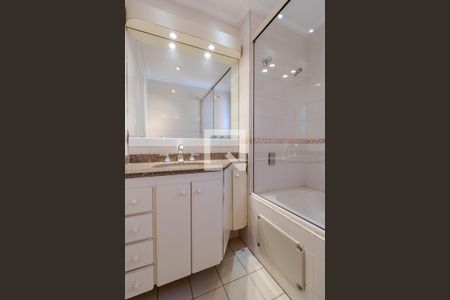 Apartamento à venda com 92m², 3 quartos e 2 vagasBanheiro 1