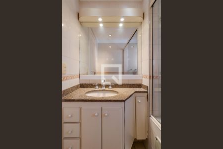 Apartamento à venda com 92m², 3 quartos e 2 vagasBanheiro 1